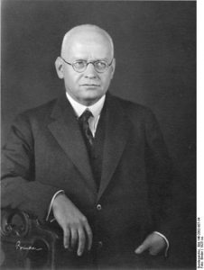 Reichskanzler Hans Luther (ca. 1925)