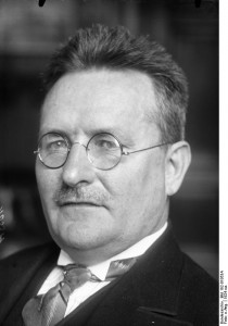 Paul Löbe 1924Bundesarchiv, Bild 102-01053A / CC-BY-SA 3.0